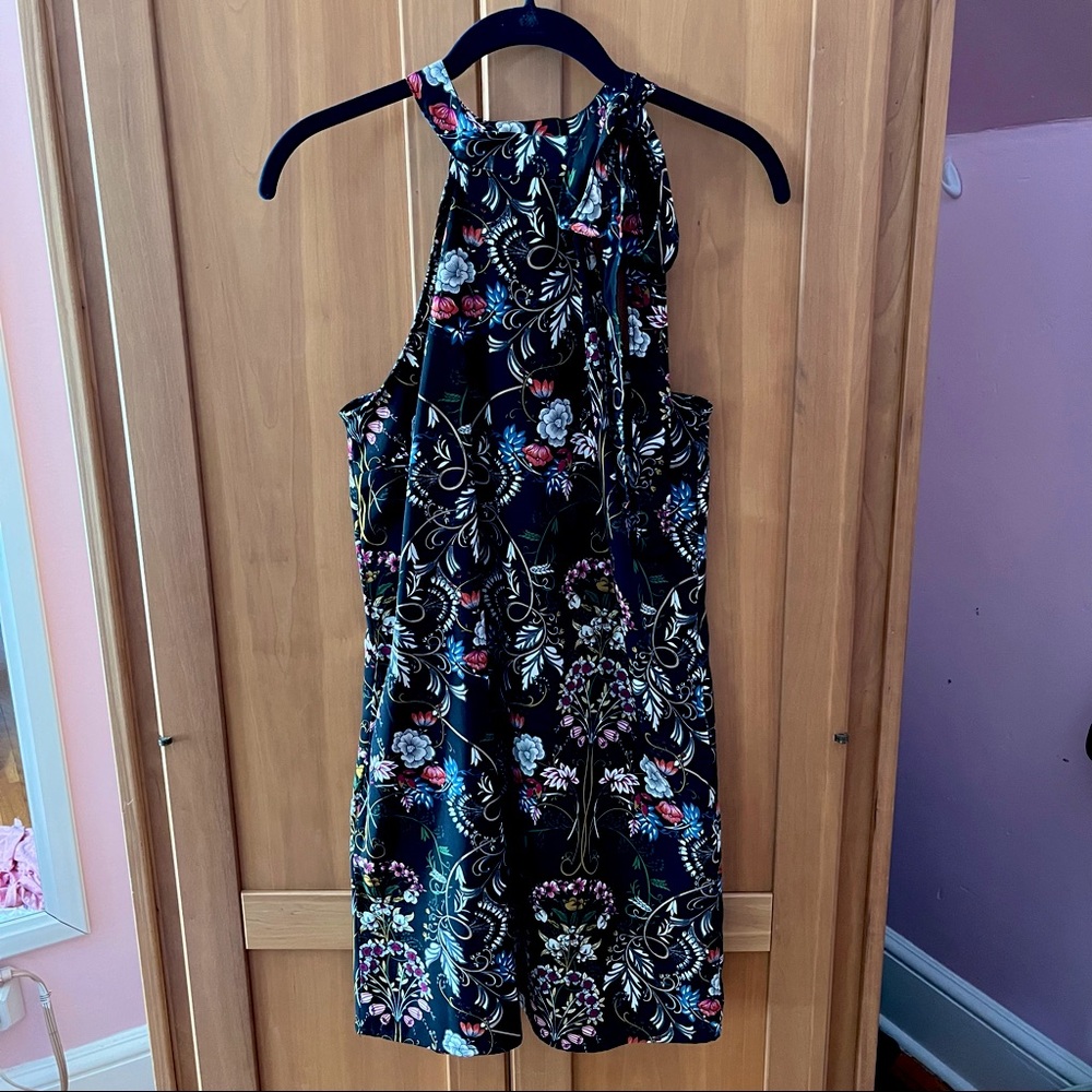 LIKE NEW! Fall Floral Dress